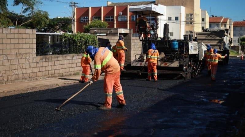 Prefeitura executa recapeamento no Leporace