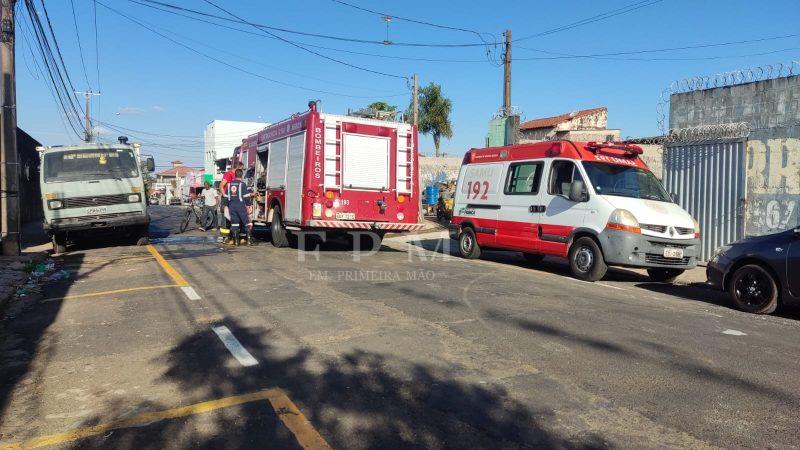 Incêndio em depósito de recicláveis mobiliza equipes do Corpo de Bombeiros em Franca 