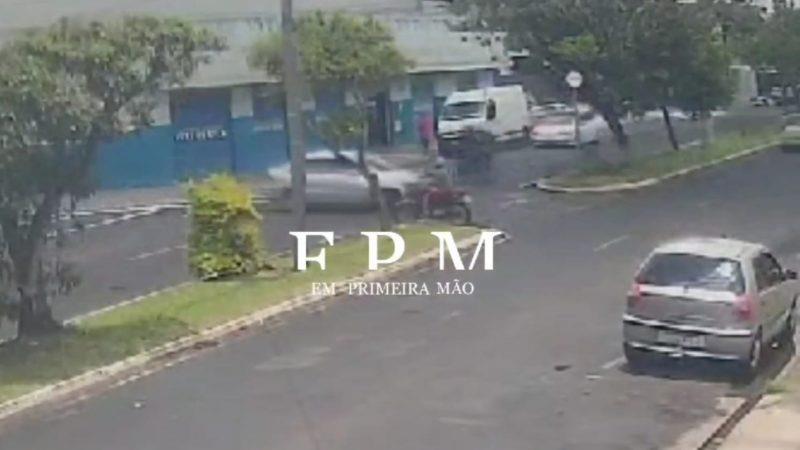 Avenida do medo; dois acidentes foram registrados no mesmo dia e deixou dois motociclistas feridos