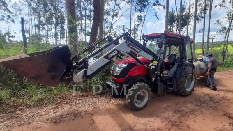 Ladrão de trator é preso pela Polícia Militar minutos após o crime na região 