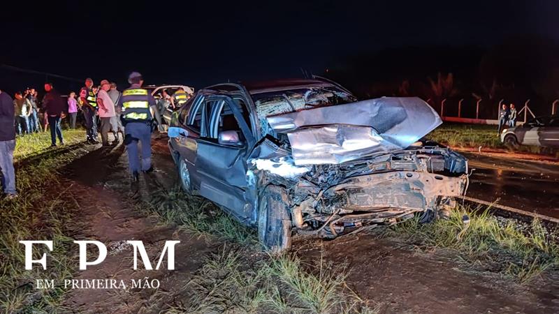 Colisão frontal deixa três pessoas feridas em rodovia de Franca