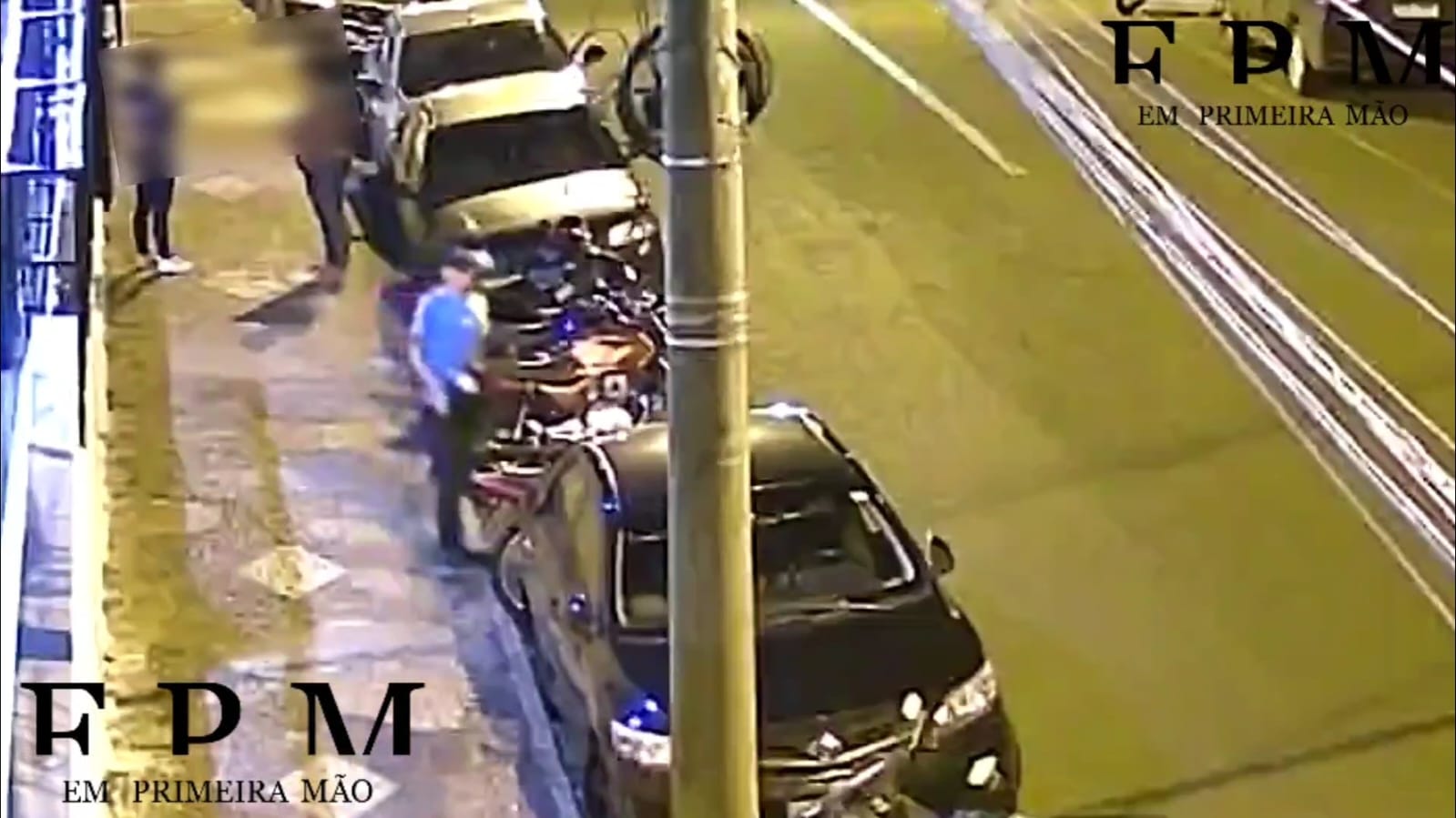 Câmera de segurança registra criminoso furtando moto em Franca