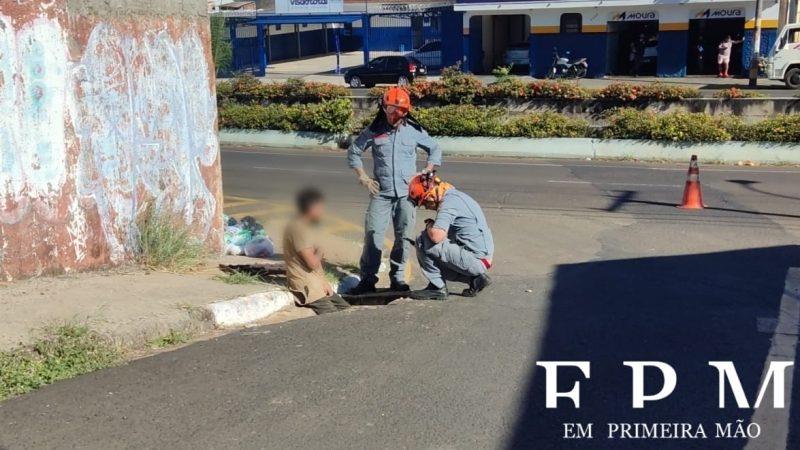 Homem que ficou preso em tubulação durante fuga é resgatado pelos Bombeiros em Franca
