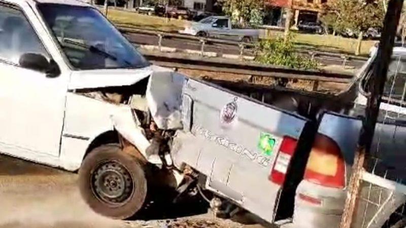 Câmera de segurança registra acidente envolvendo quatro veículos em avenida de Franca