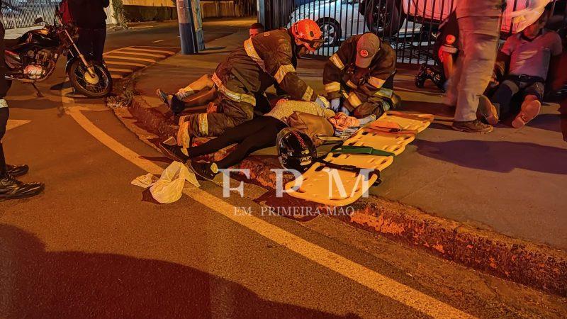 Câmera de segurança registra colisão entre duas motos em avenida de Franca