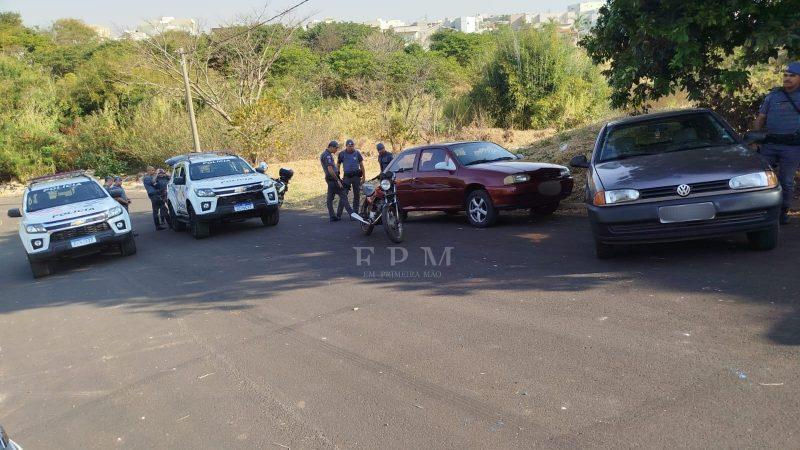 Polícia Militar recupera dois carros e uma moto furtados em Franca