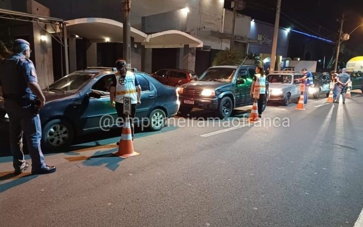 Operação ‘Direção Segura’ autua 65 motoristas e apreende veículos irregulares em Franca