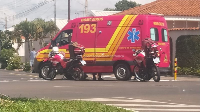 Motociclista sofre fratura em acidente em avenida movimentada de Franca