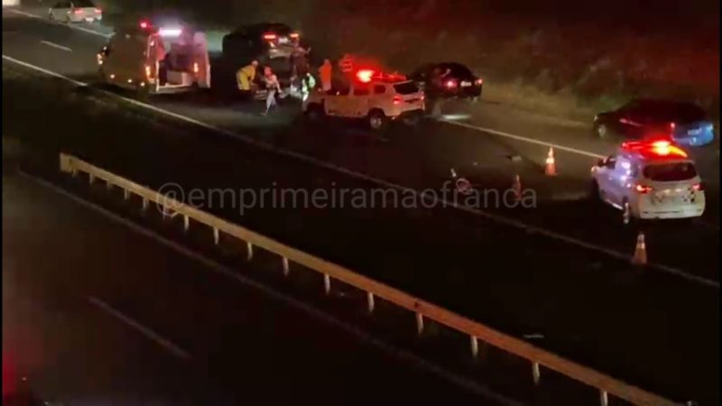 Motociclista tenta fugir da polícia e sofre grave acidente na Ronan Rocha
