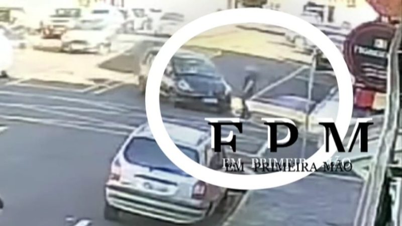 Câmera de segurança registra atropelamento em cruzamento de Franca