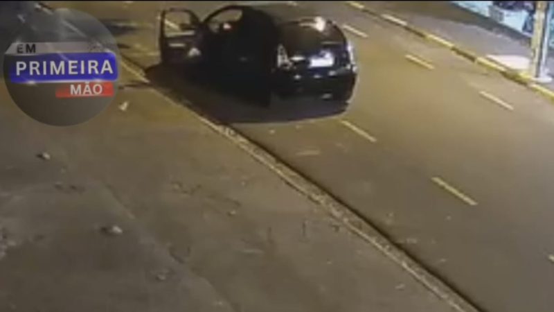 Motorista foge após avançar pare e causar acidente em cruzamento de Franca