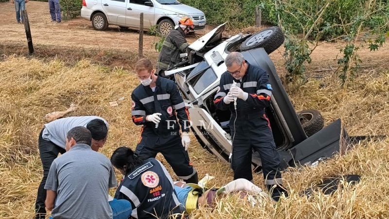 Colisão entre dois veículos deixa feridos na rodovia Felipe Calixto
