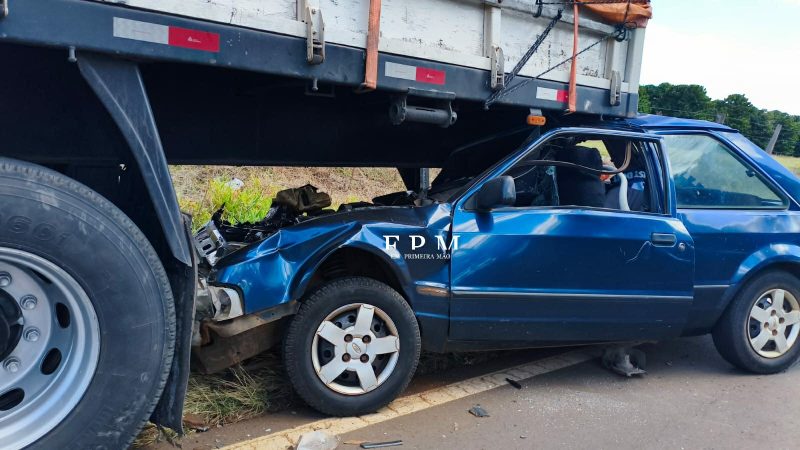 Motorista e criança sobrevivem após grave acidente com carreta em rodovia de Franca