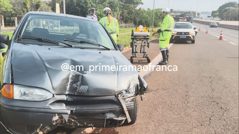 Jovem se envolve em acidente após passar mal ao volante
