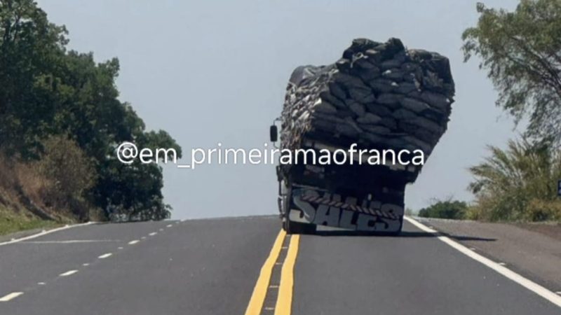 Motorista embriagado é flagrado dirigindo caminhão em zigue-zague na Cândido Portinari