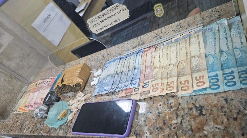 Dupla é detida por tráfico de drogas no bairro Santa Luzia, em Franca