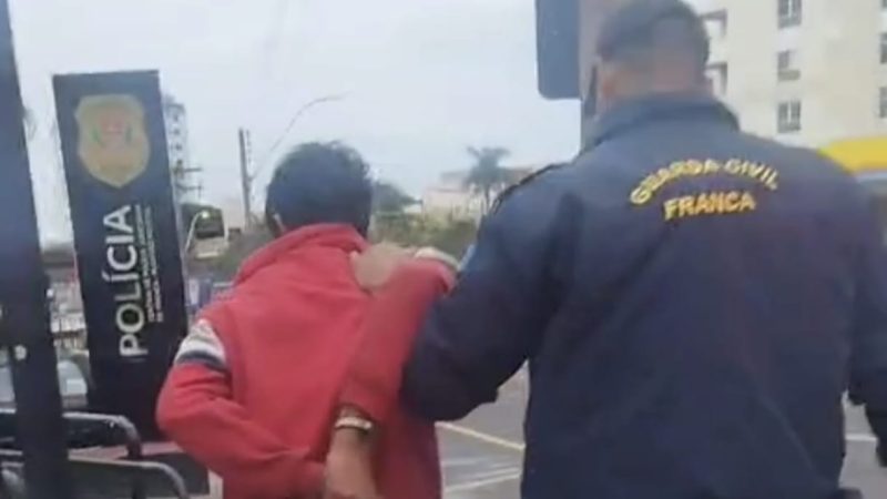 Guarda Civil Municipal prende dois homens no bairro Estação