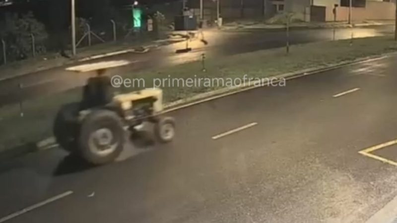 Câmeras de segurança registram criminosos com trator furtado em Franca