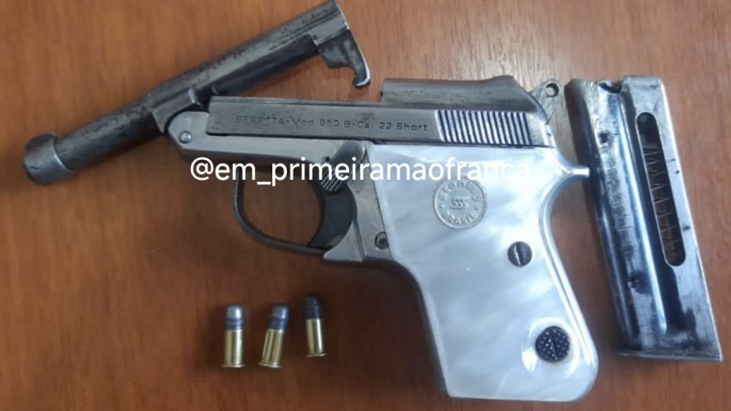 Homem é detido com arma de fogo durante abordagem policial em Morro Agudo