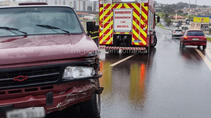 Acidente deixa uma pessoa ferida na rodovia Cândido Portinari