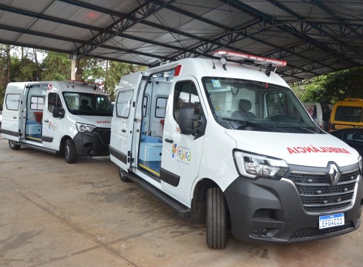 Franca recebe duas novas ambulâncias UTI para reforçar atendimento