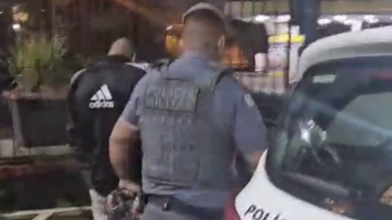 Polícia Militar prende três homens por tráfico de drogas durante operação em Franca