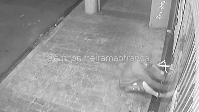 Criminoso invade e furta lanchonete na rua Francisco Marques, em Franca