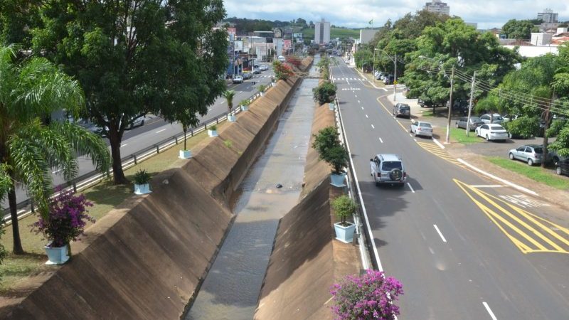 Empresas apresentam propostas para obras de combate às enchentes em Franca