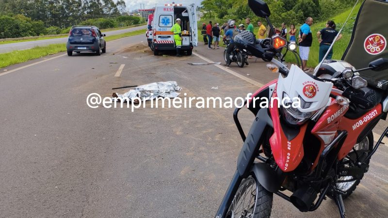 Capotamento em rodovia deixa feridos e uma vítima fatal