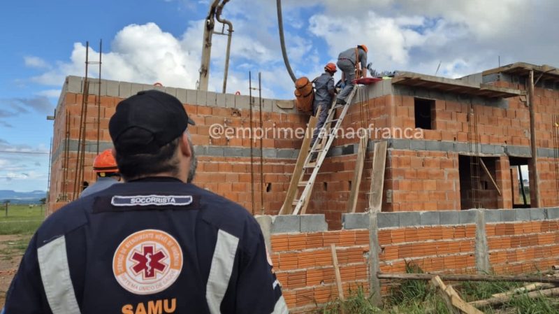 Trabalhador morre após parada cardíaca em laje de obra em Franca