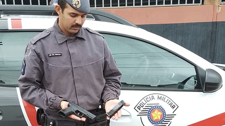 Homem é detido com simulacro de arma após denúncia em São José da Bela Vista