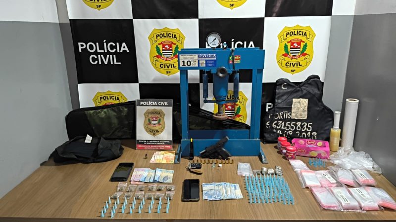 Trio é preso por tráfico e associação após operação da DISE no Jardim Aeroporto, em Franca