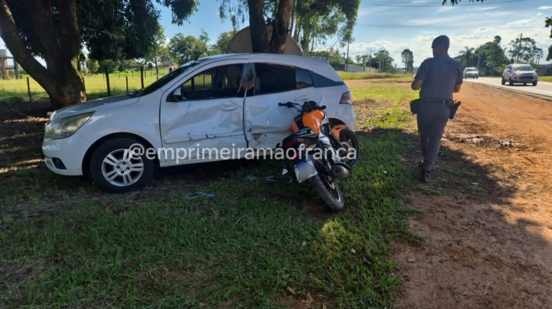 Jovem sem CNH se envolve em acidente e sofre ferimentos graves em rodovia de Franca