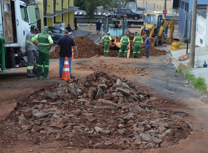 Galerias pluviais são reconstruídas no bairro Santo Agostinho, em Franca
