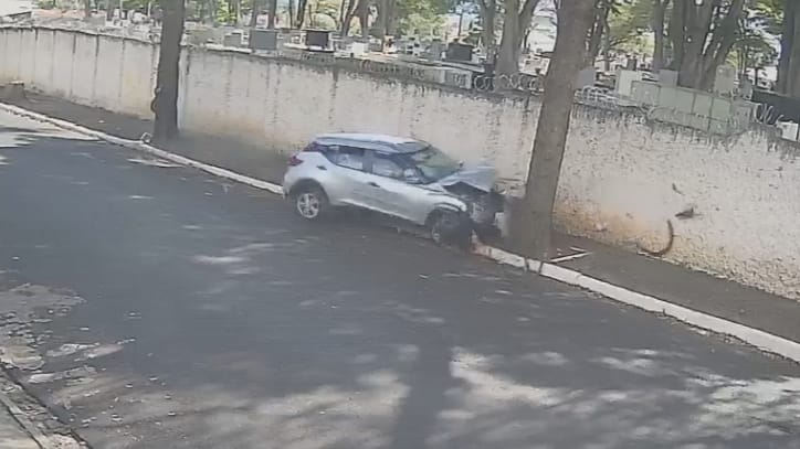 Acidente na região central de Franca termina com a morte de um jovem