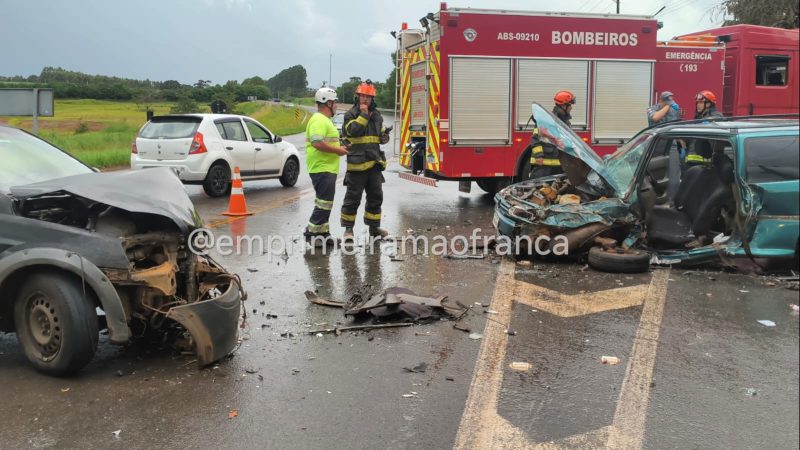 Três acidentes foram registrados em Franca; em um deles, o motorista sofreu ferimentos graves