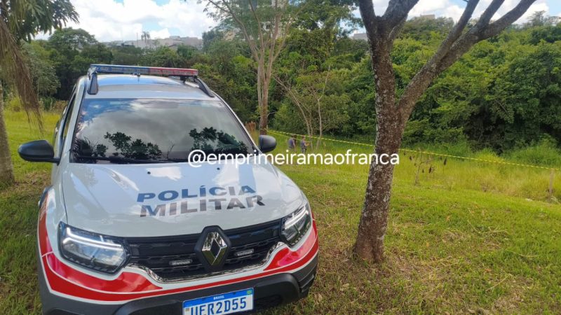 Corpo de homem é encontrado em área de mata em avenida de Franca