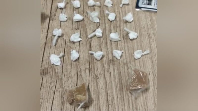 Duas pessoas foram presas pela Força Tática por tráfico de drogas em Franca