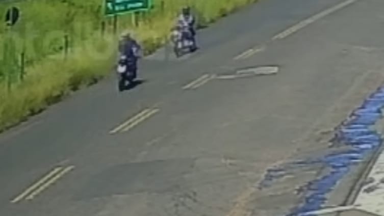 Motociclista invade contramão e provoca grave acidente em Franca