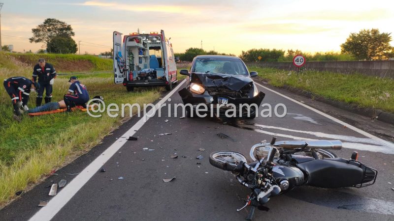 Motorista entra na contramão e causa grave acidente em rodovia de Franca