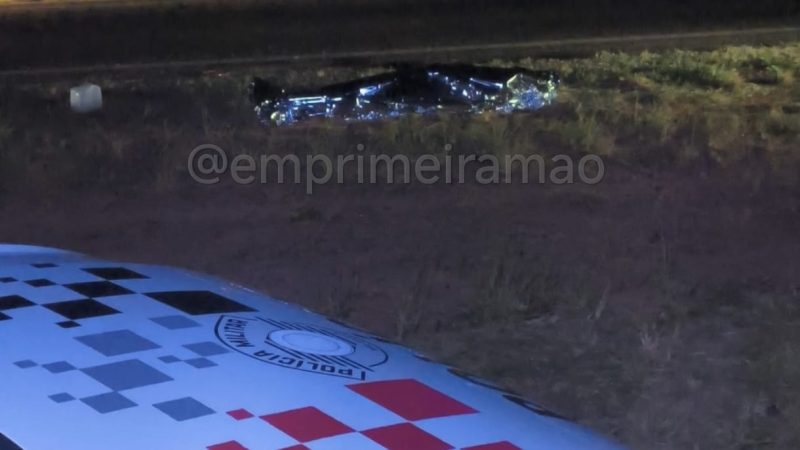 Homem morre após ser atropelado por caminhonete na Rodovia João Traficante