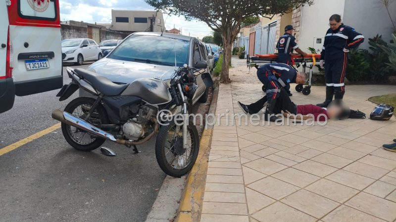 Motociclista fica ferido após colisão traseira em Franca