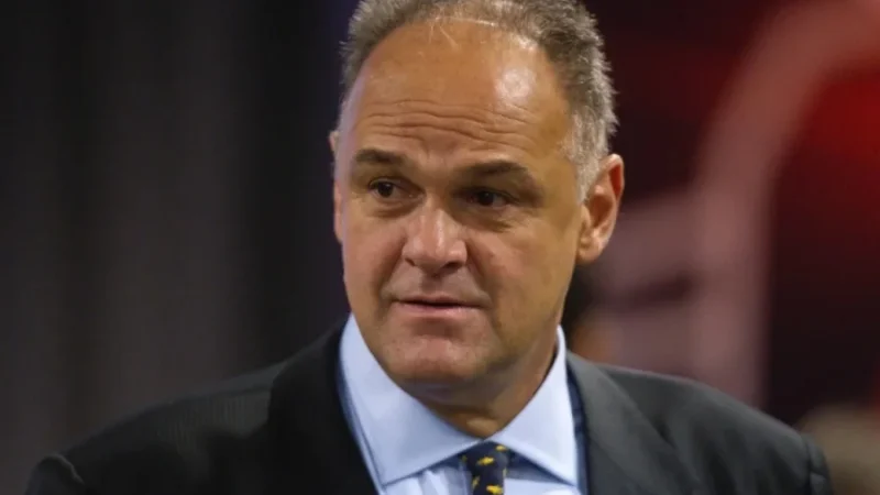 Morre Oscar Schmidt, lenda do basquete, aos 68 anos de idade