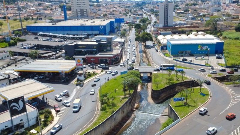 Prefeitura inicia obras antienchentes na avenida Antônio Barbosa Filho e no Jardim Palmeiras