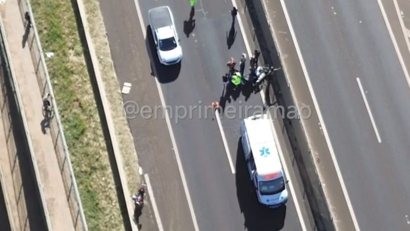 Engavetamento na Cândido Portinari deixa uma pessoa ferida