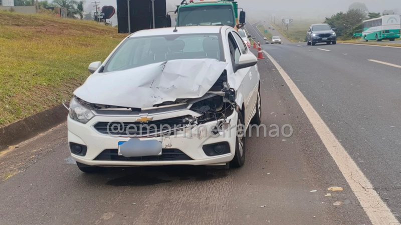 Queda de moto por pouco não termina em atropelamento na Ronan Rocha