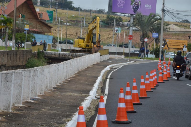 Prefeitura interdita vias para obras antienchentes na avenida Antônio Barbosa Filho, em Franca