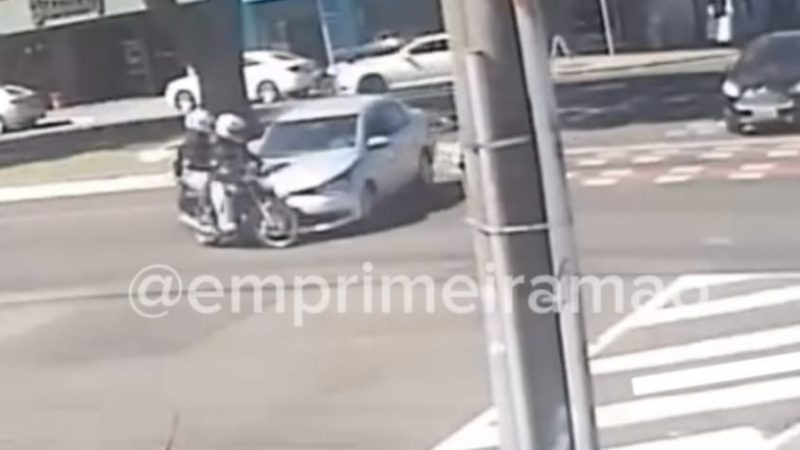 Motorista avança sinal de pare e provoca acidente no bairro Cidade Nova, em Franca