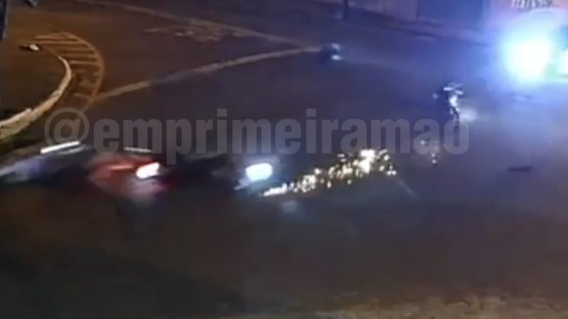 Acidente impressionante é registrado por câmera no Jardim Dermínio, em Franca