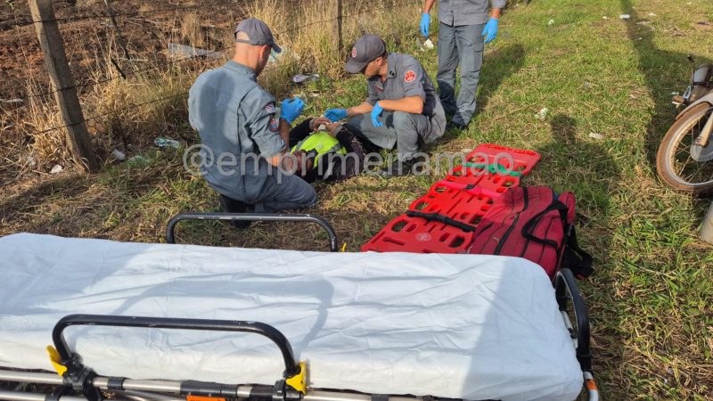 Colisão contra poste deixa motociclista ferido em Franca